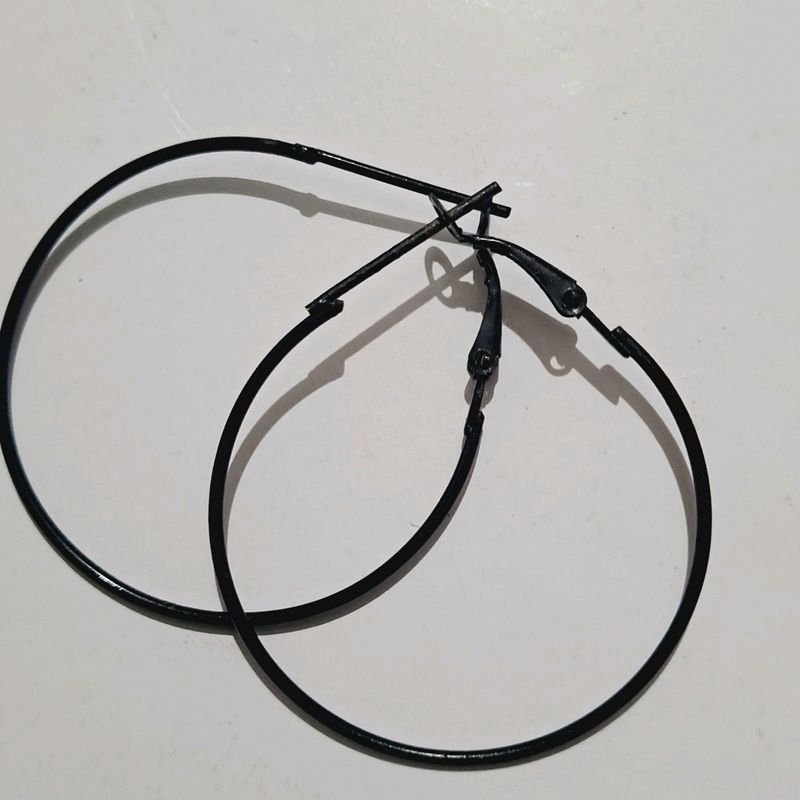 Stylish Black Plated Earing🖤