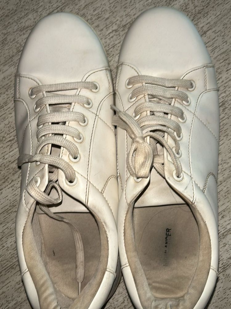 Original Highlander men’s footwear