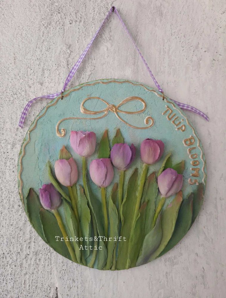 Sculpted Tulip Flower Blooms Wall Decor