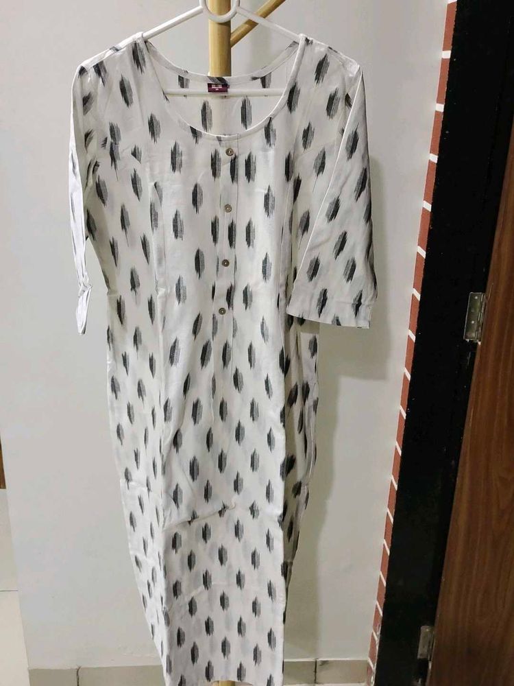 Ikat Kurta