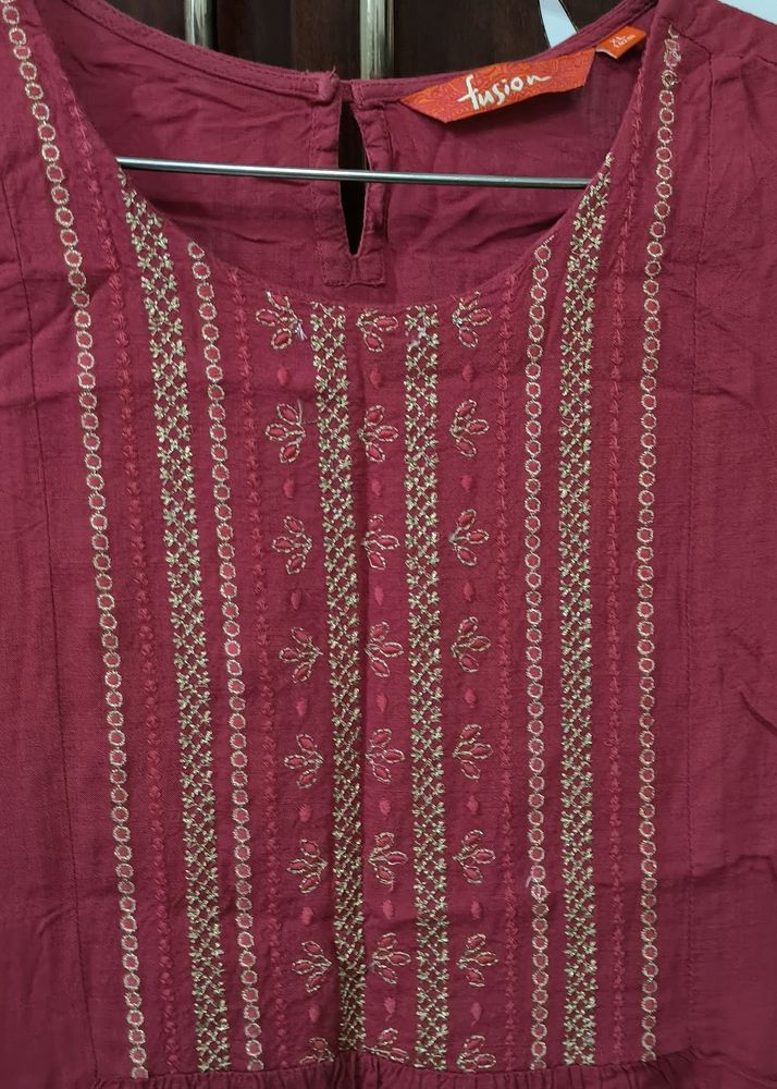 Peach Colour Knee Length Kurti For Women