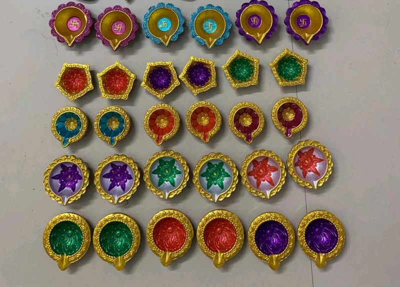 Diya set for Diwali