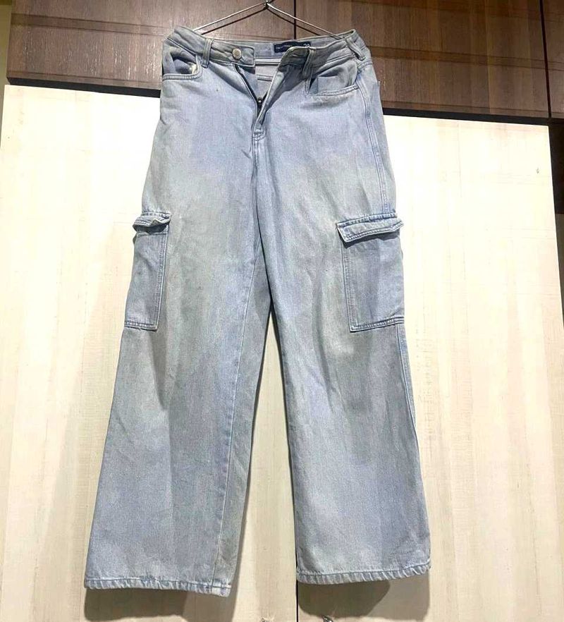 Light Wash Wide Leg Cargo Jeans