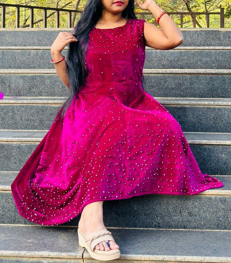 wine  Velvet Dress 👗