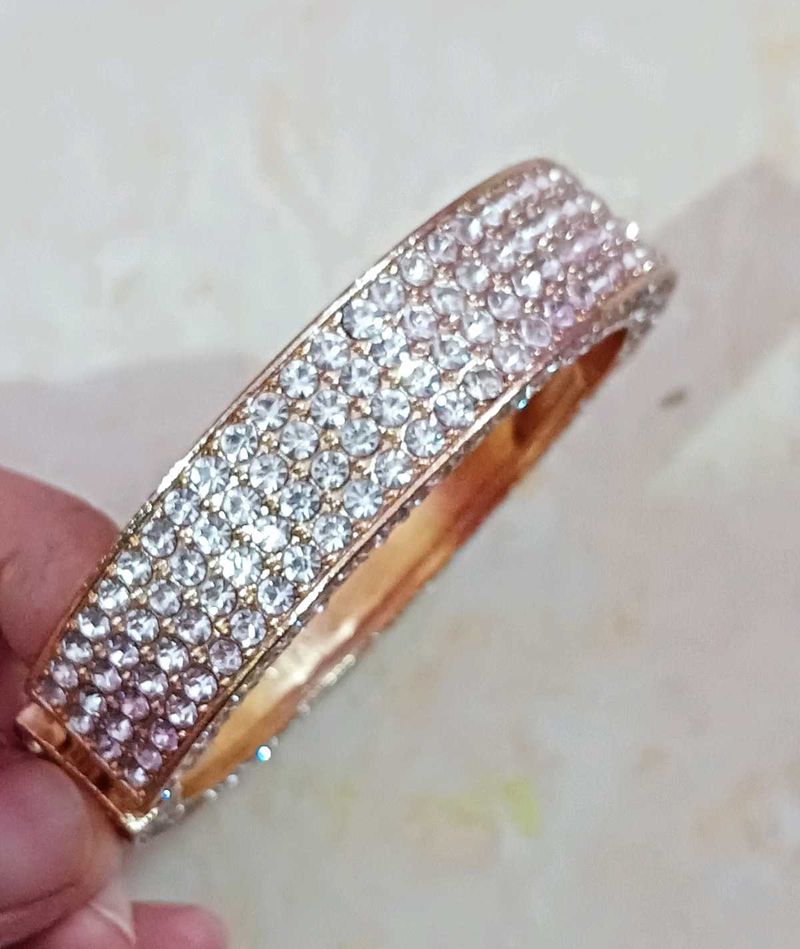 Sparkling Rhinestone Bangle Bracelet