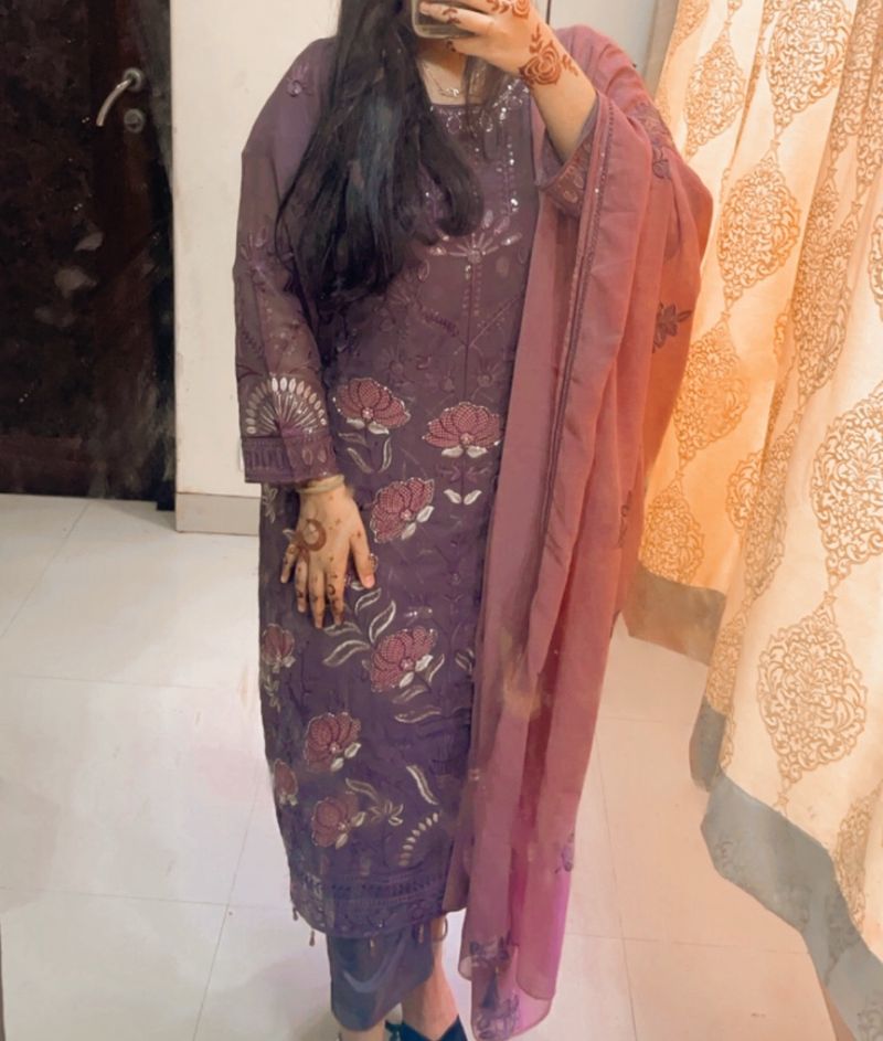 Pakistani Kurta Set