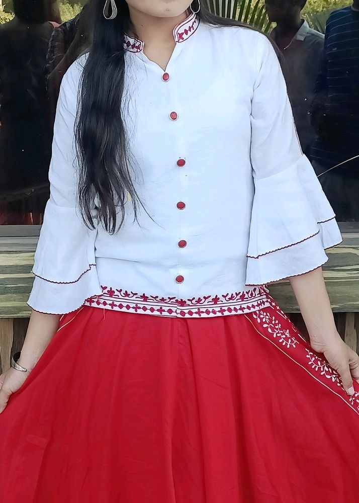 White Top And Red Side Cut Long Skirt (Ethnic Wear