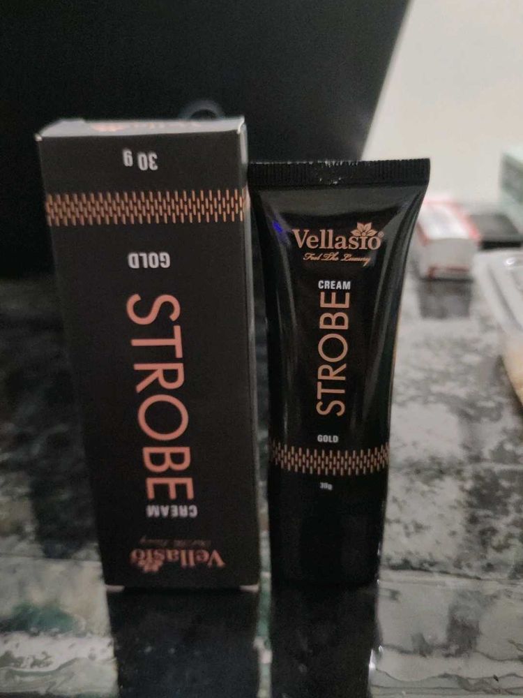 Vellasio Strobe Cream