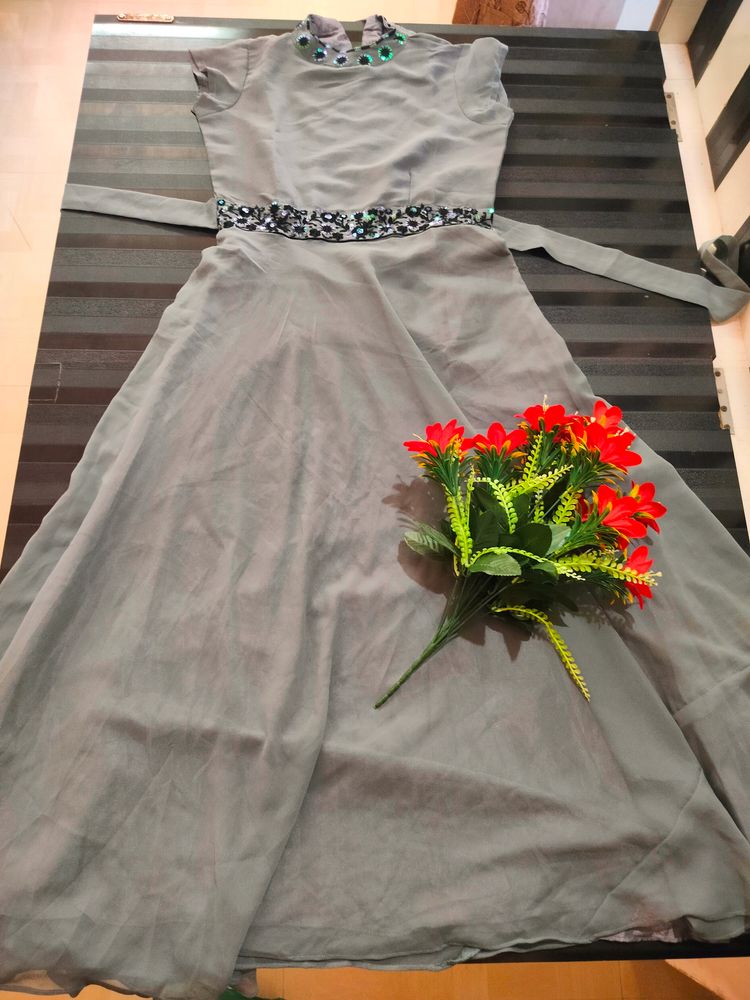 Full Flair Dress 🤍