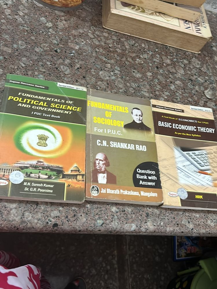 5 Puc Textbooks