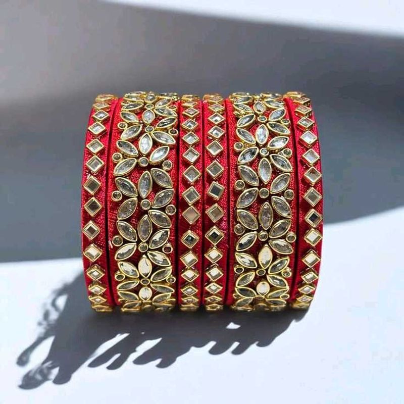 Elegant Kundan Bangle Set