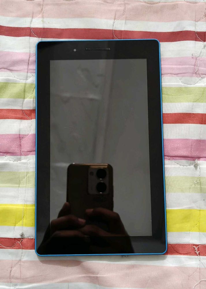 Lenovo Tab 3 Essential Tablet (Sim and Wi-Fi), Bla