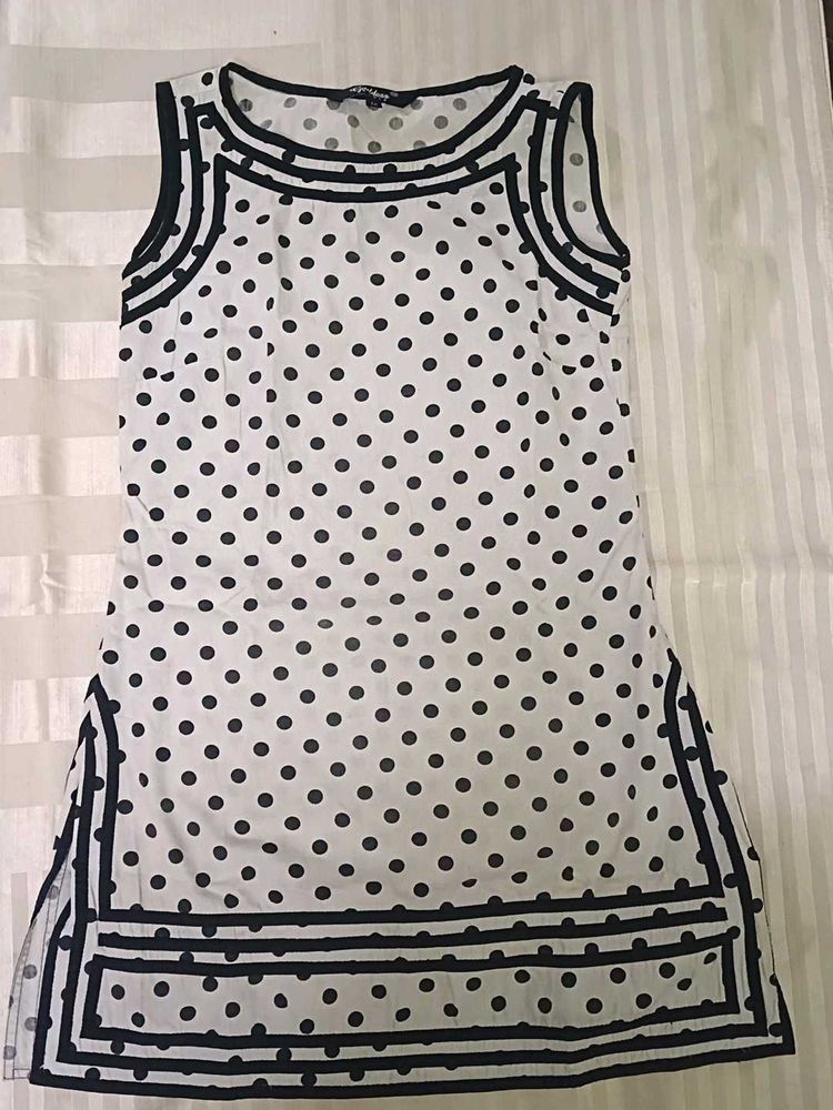 Gorgeous Mid-short Kurti🤍🖤