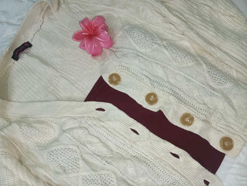 Cream Cable Knit Cardigan 🌟