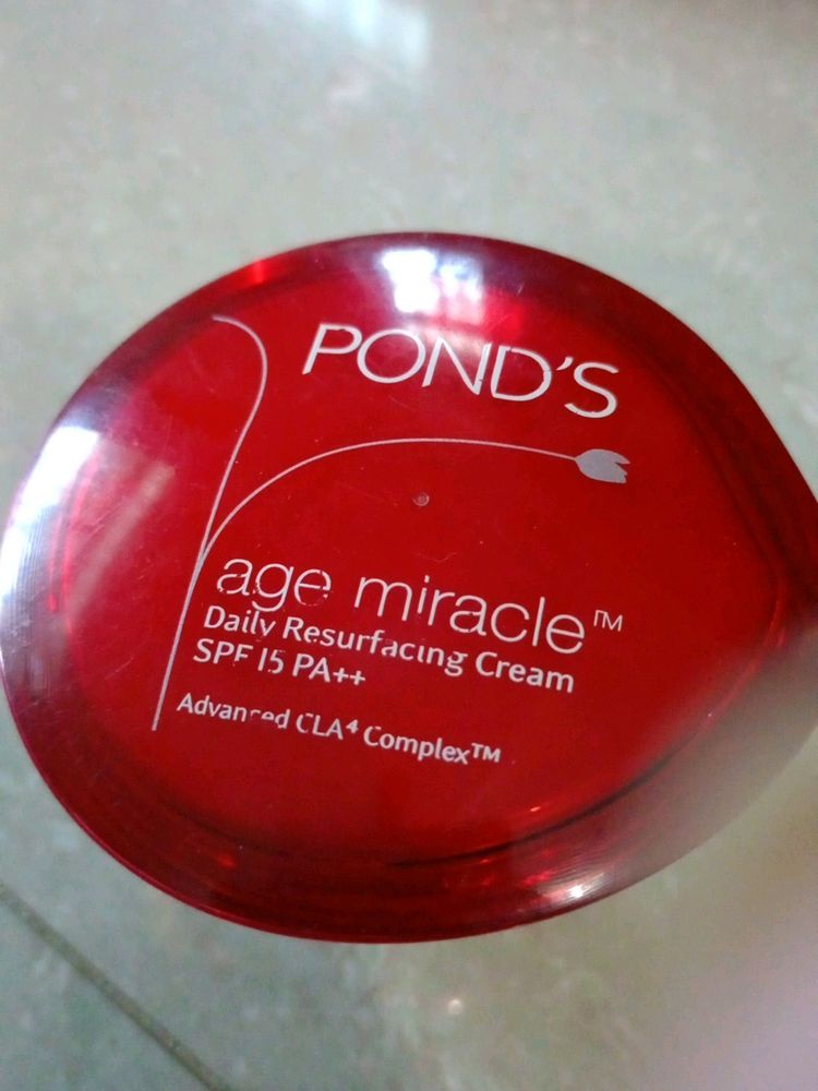 PONDS ANTI AGING MOISTURE WITH SUNSCREEN