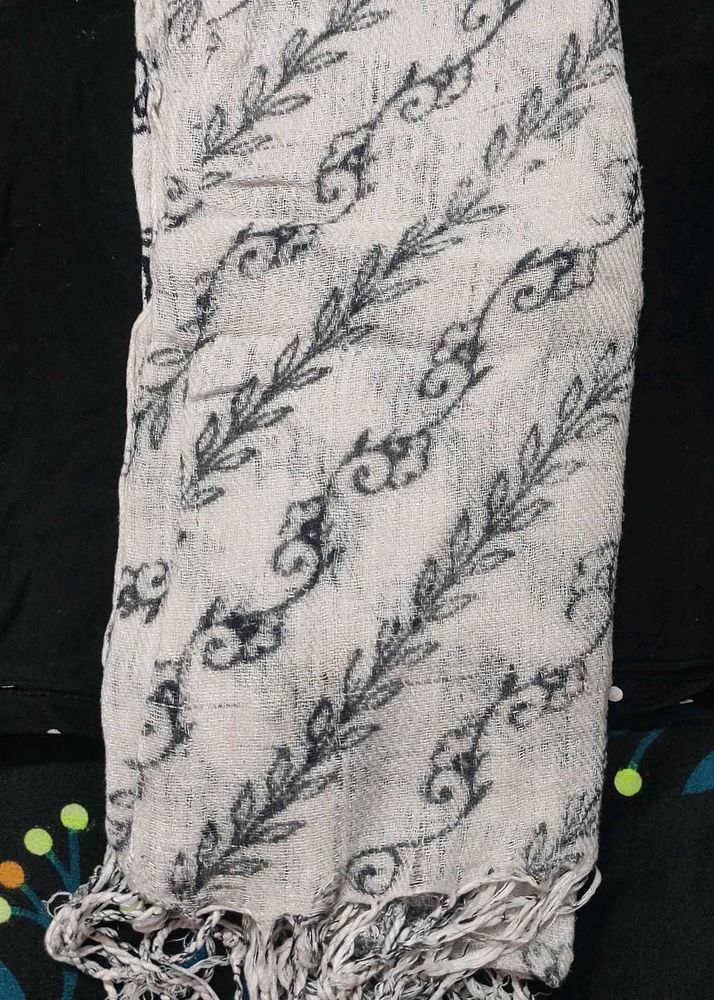 3 Black And White Scarf Stole