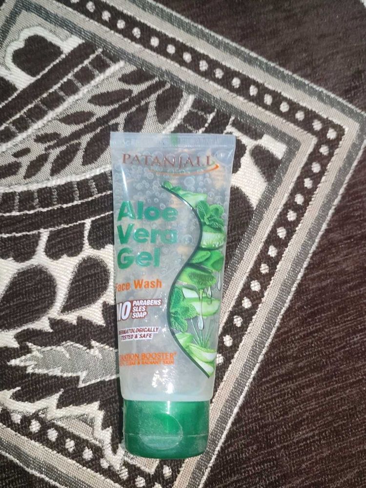 Patanjali Aloe Vera Face Wash Gel