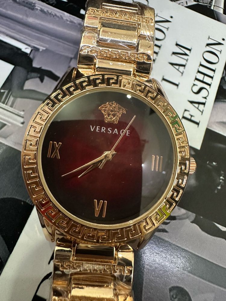 Versace Beautiful Time Piece For Her😍