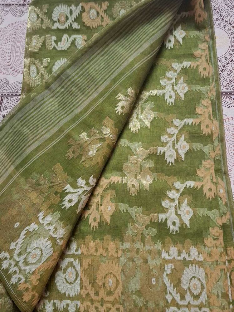 Green &amp; Gold cotton jamdani Saree
