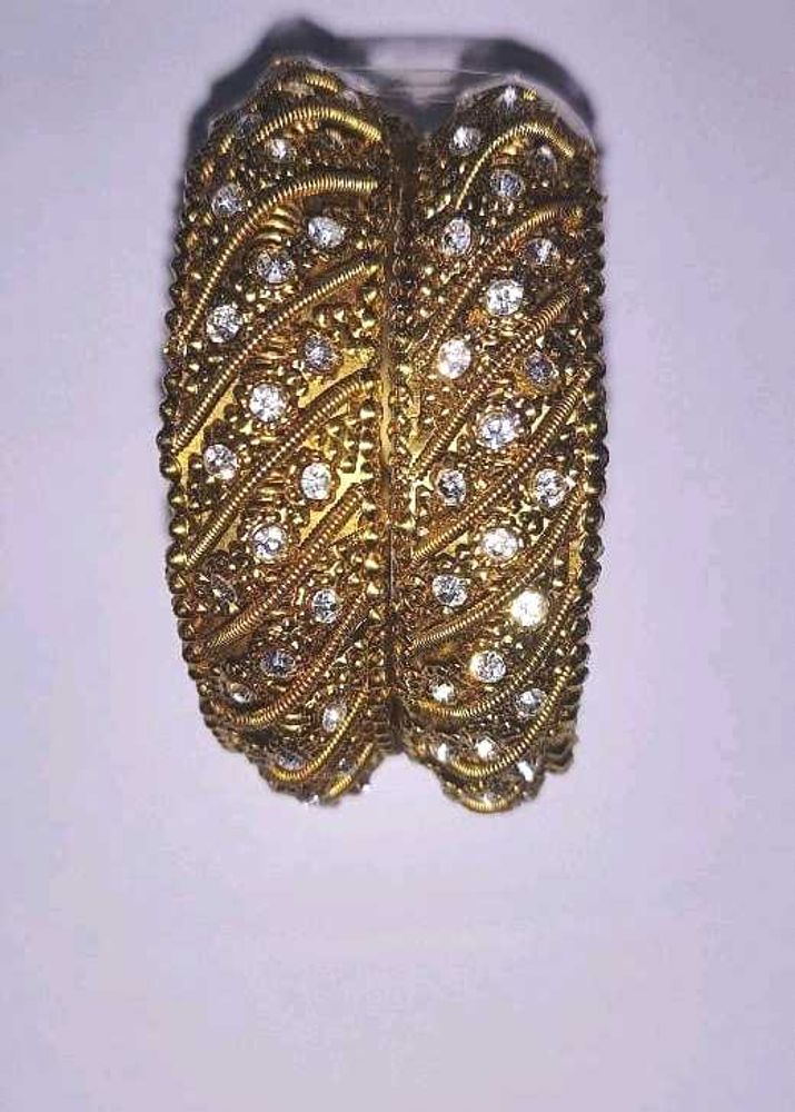 Gold Tone Rhinestone Bangle Set
