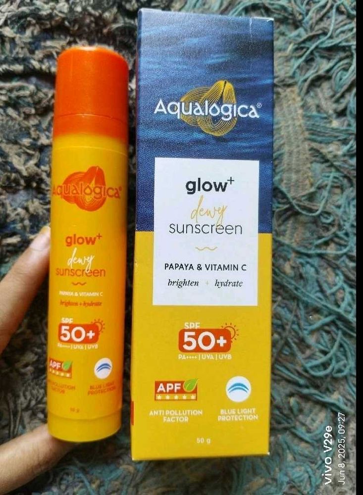 Aqualogica Dewy Spf+Apf Sunscreen
