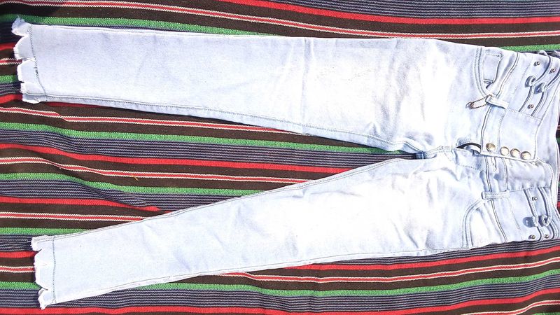 Stylish Skinny jeans