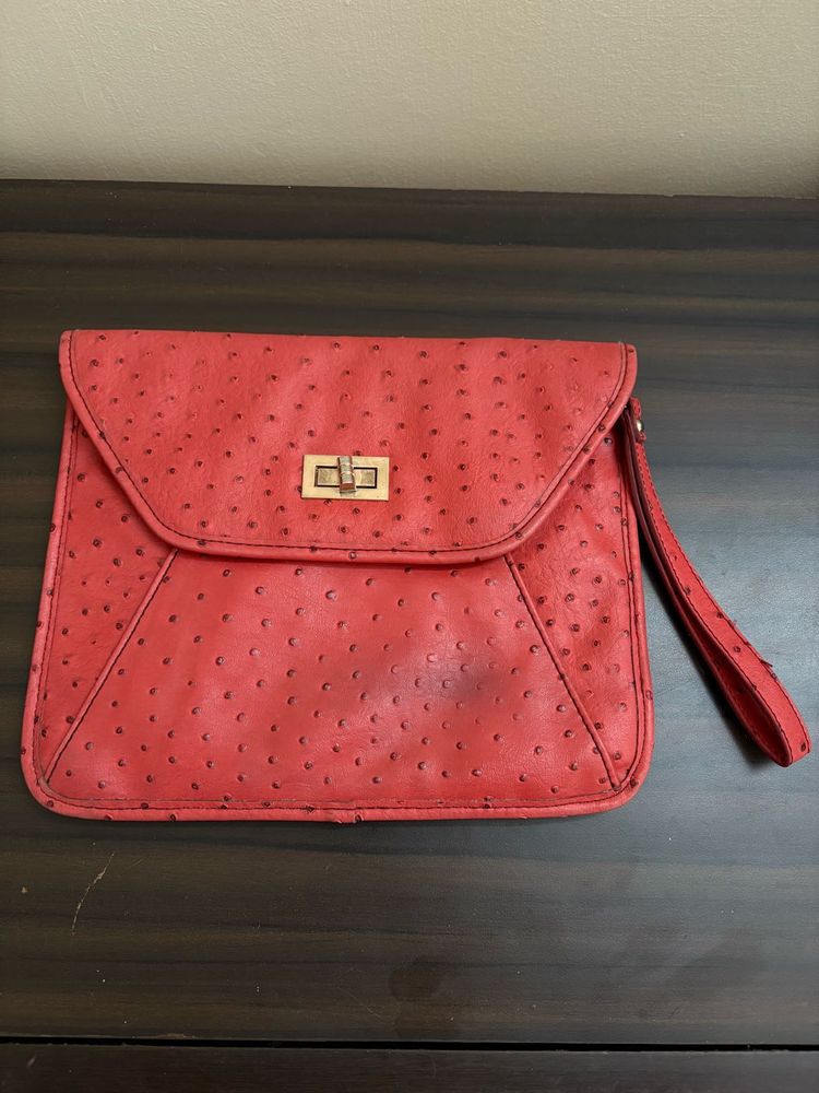 Aldo Clutch