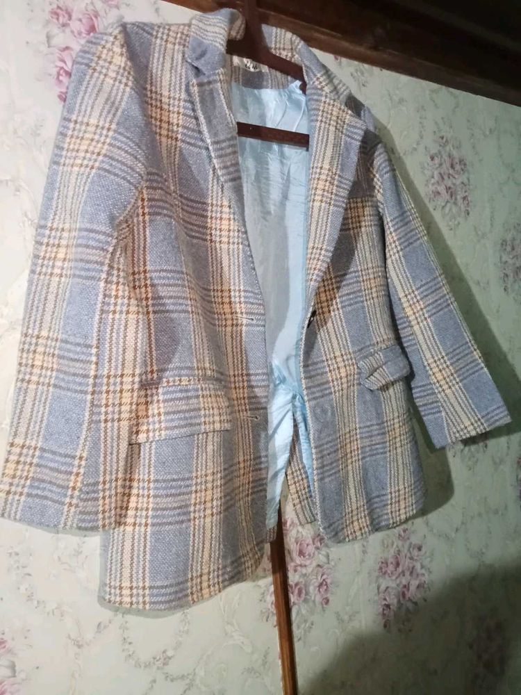 Blue &amp; Beige Plaid Blazer