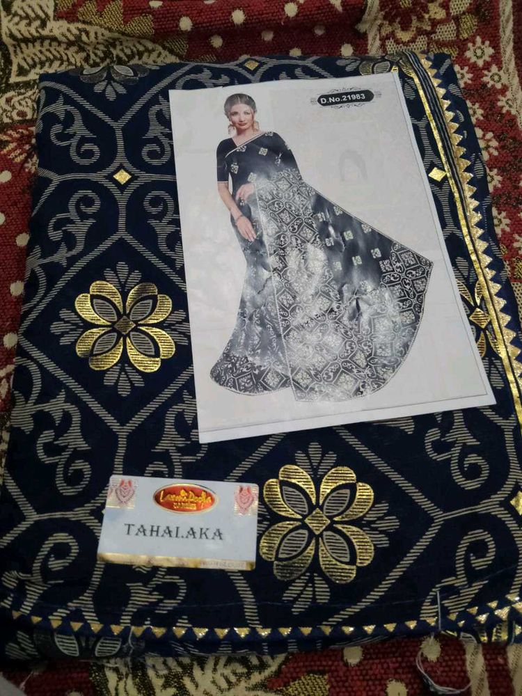 Fully Printed &amp; Sparkled Sarees With Blouse