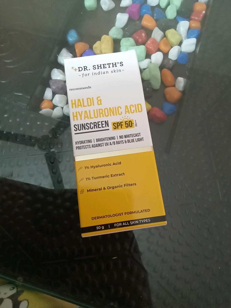 Dr. Sheth&#39;s Haldi &amp; Hyaluronic Acid Sunscreen SPF