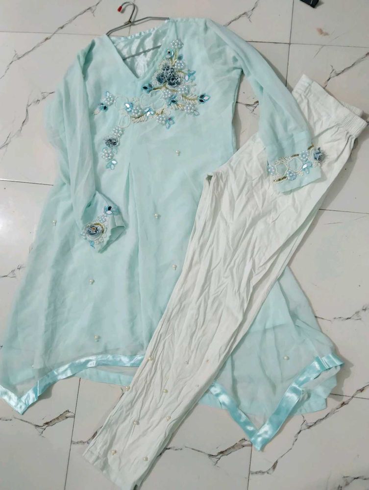 Elegant Embroidered Kurta Set