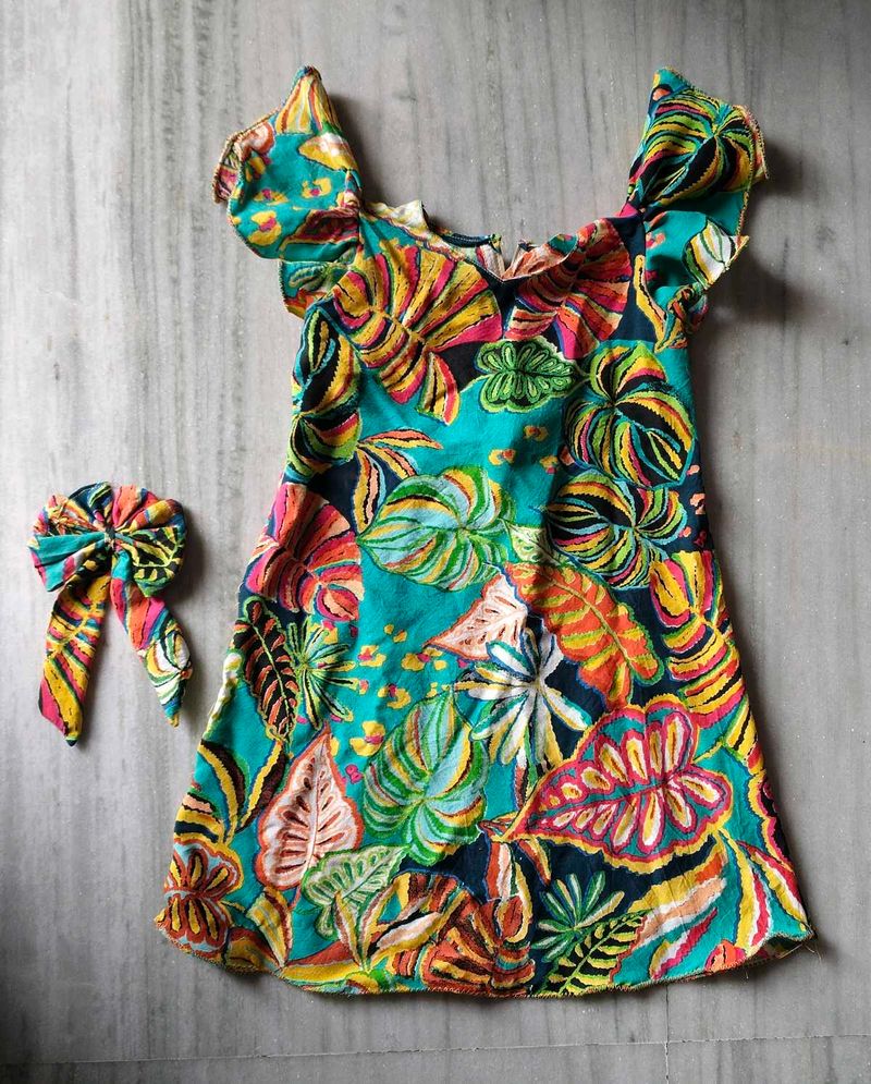 Colurfull One Piece With Bow