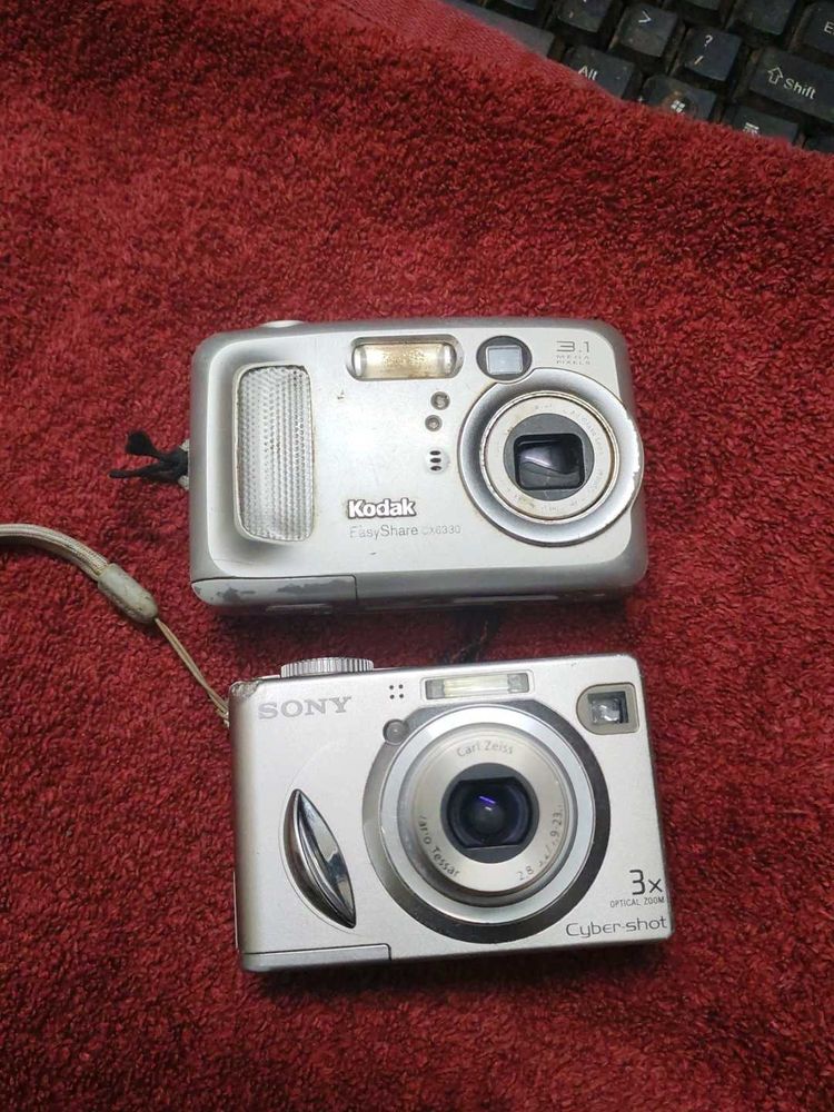 Digital Cameras (Sony ON condition, Kodak NO)