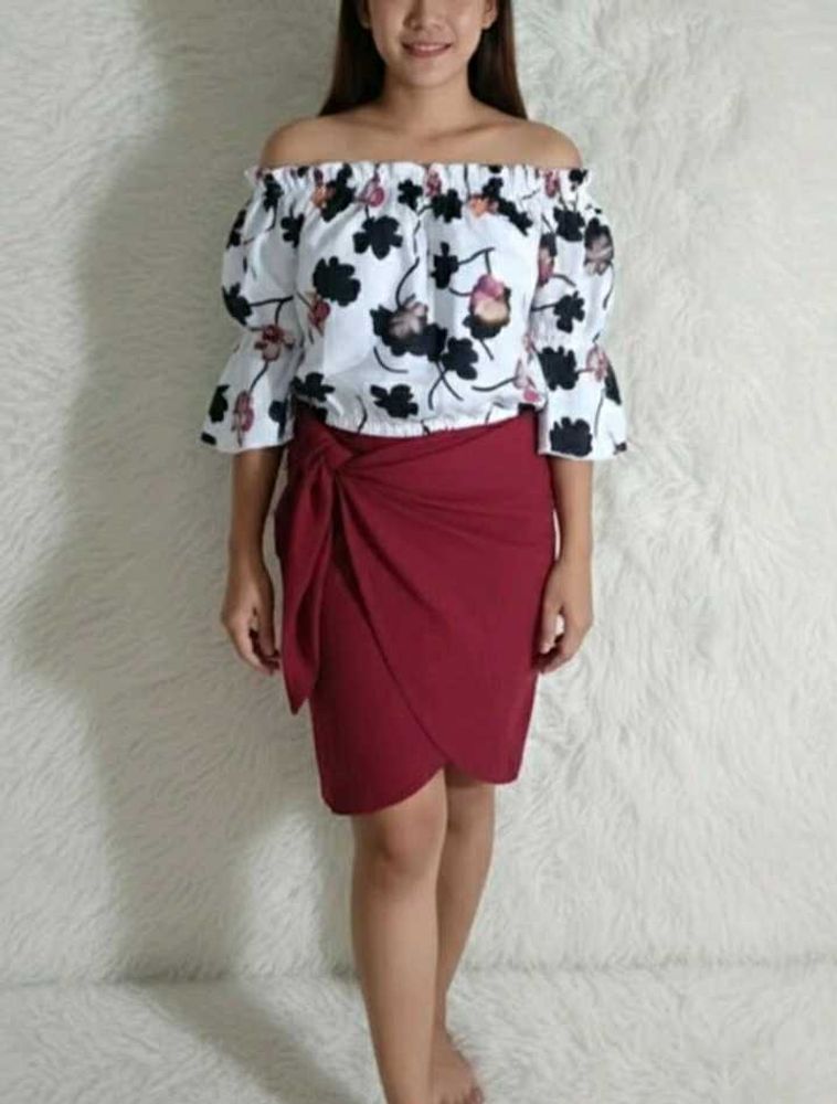 Floral Off-Shoulder Top (unused)