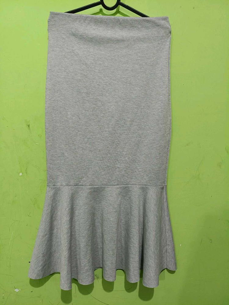 Gray Knit Flounce Hem Skirt