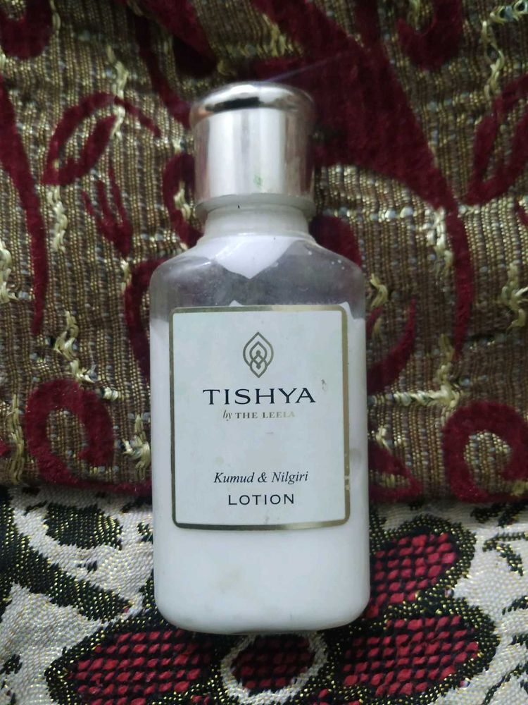 Tishya Kumud &amp; Nilgiri Lotion