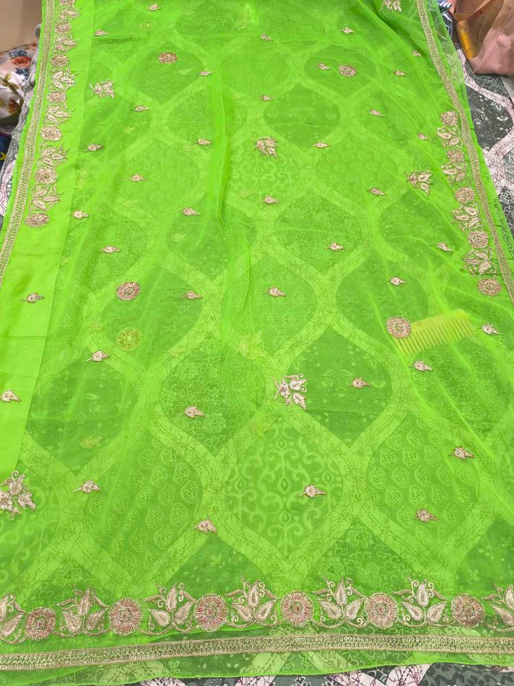 vintage white samla Green Embroidered Saree
