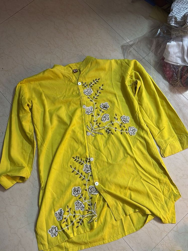 Elegant Embroidered Yellow Kurti