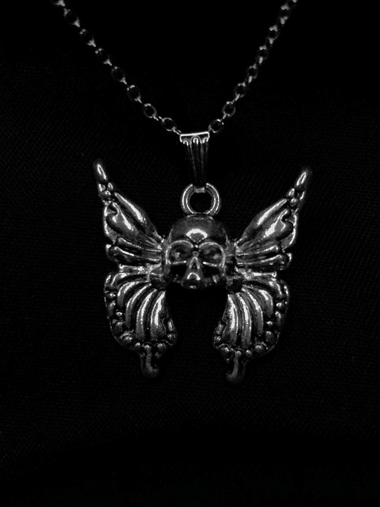 Skull Wing Pendant Necklace
