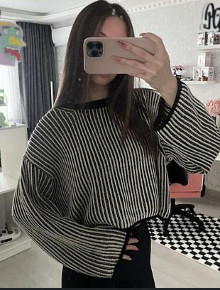 H&amp;M Striped Knit Sweater