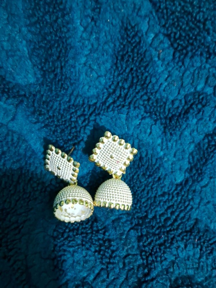 Jhumki Earrings