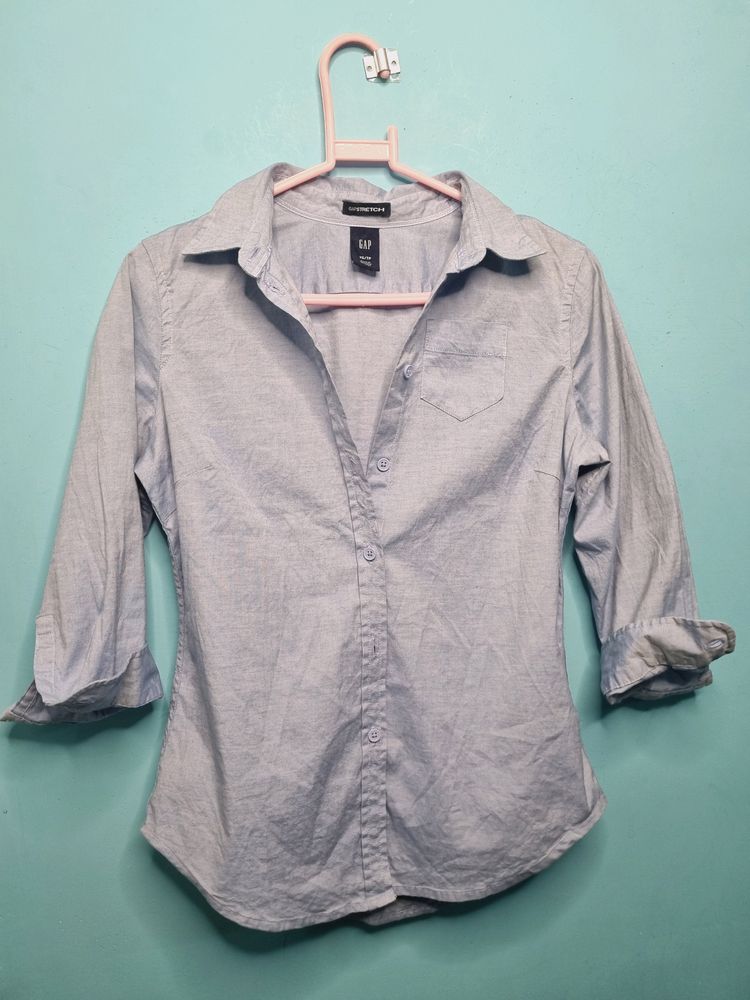 GAP SHIRT FOR WOMEN.