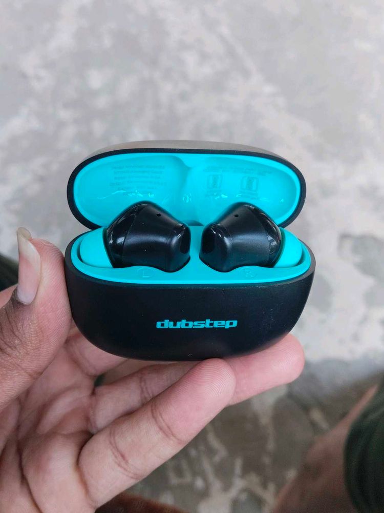 Dubstep Wireless Earbuds