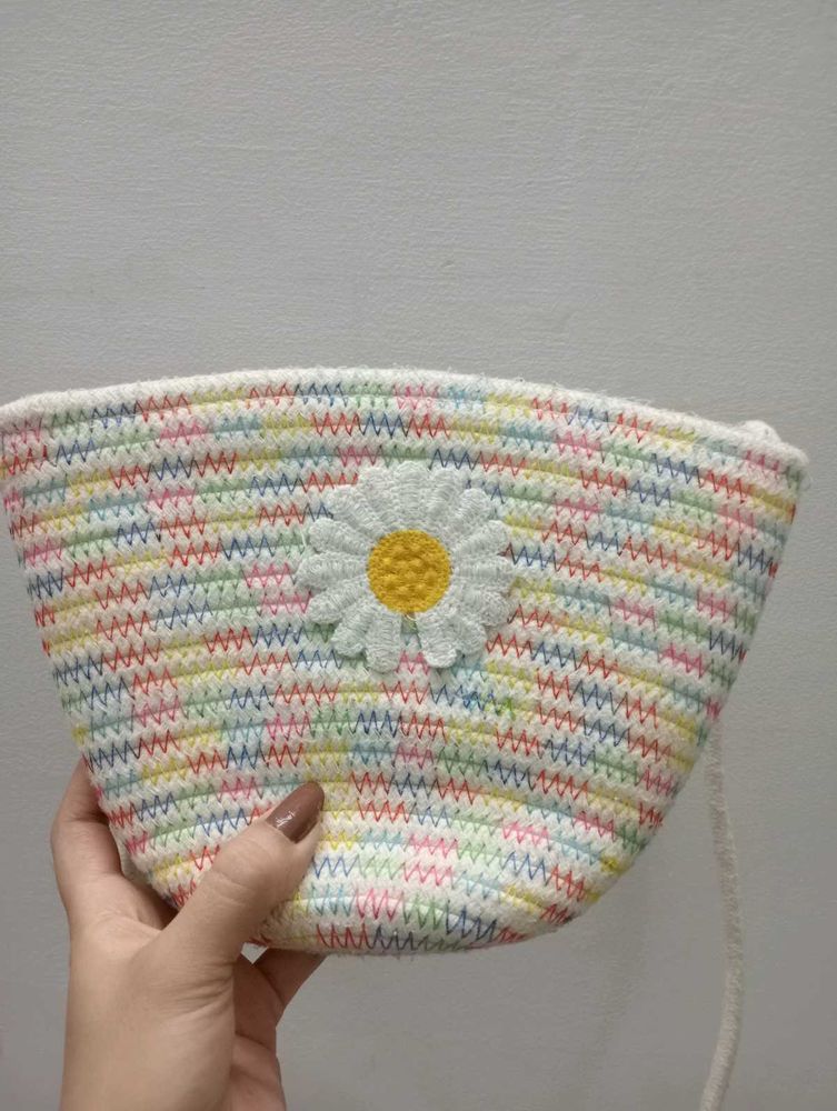 Daisy Sling Bag