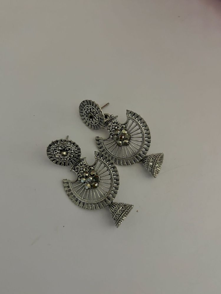 Silver Jhumka Earrings