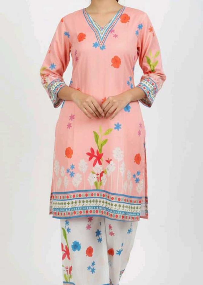 Floral Embroidered Kurti Set