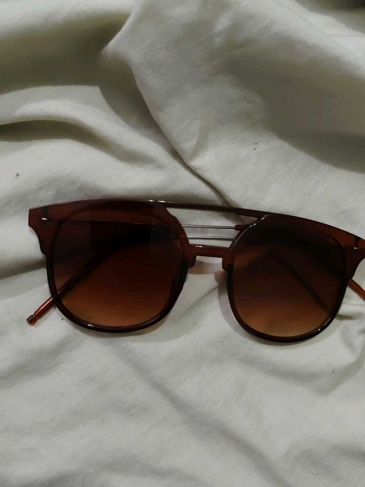 Sunglass