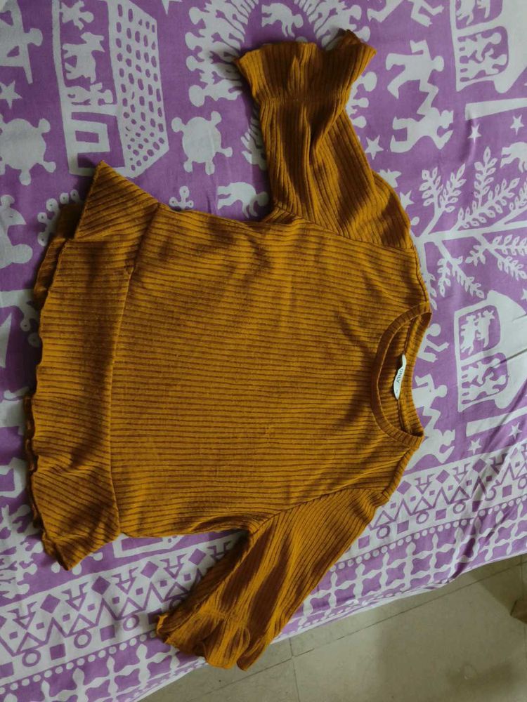 Cute Mustard Color Top