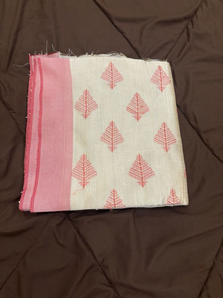 🆕 Linen Ivory Shimmery Saree
