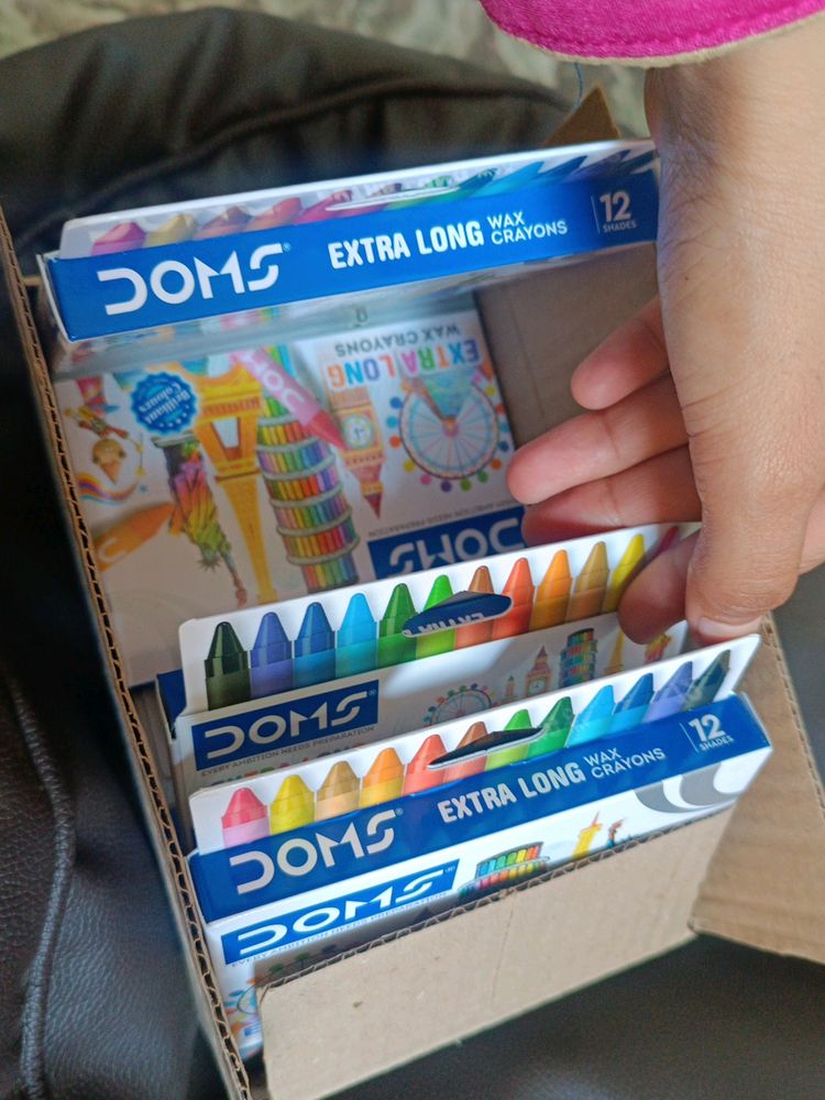 DOMS Extra Long Wax Crayons 12 Shades